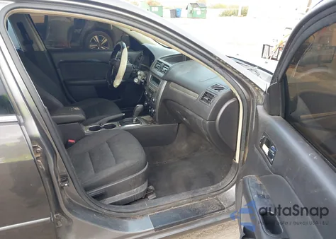 2010 Ford Fusion Se z USA, uszkodzony, nr VIN 3FAHP0HA8AR257751